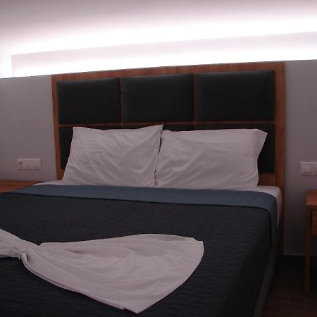 Aparthotel Four Reasons à Paralía Extérieur photo
