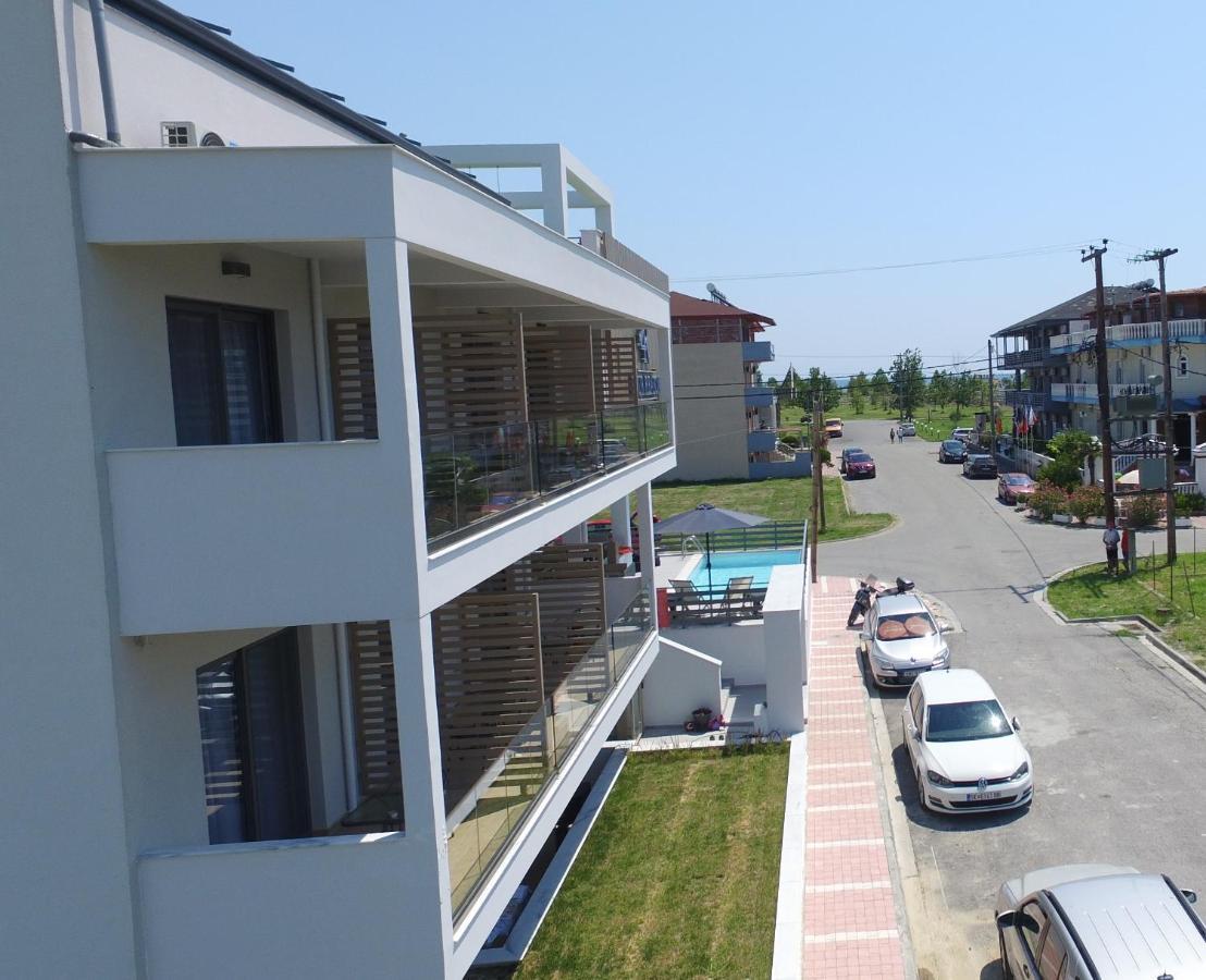 Aparthotel Four Reasons à Paralía Extérieur photo