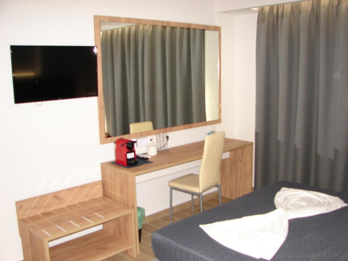 Aparthotel Four Reasons à Paralía Extérieur photo