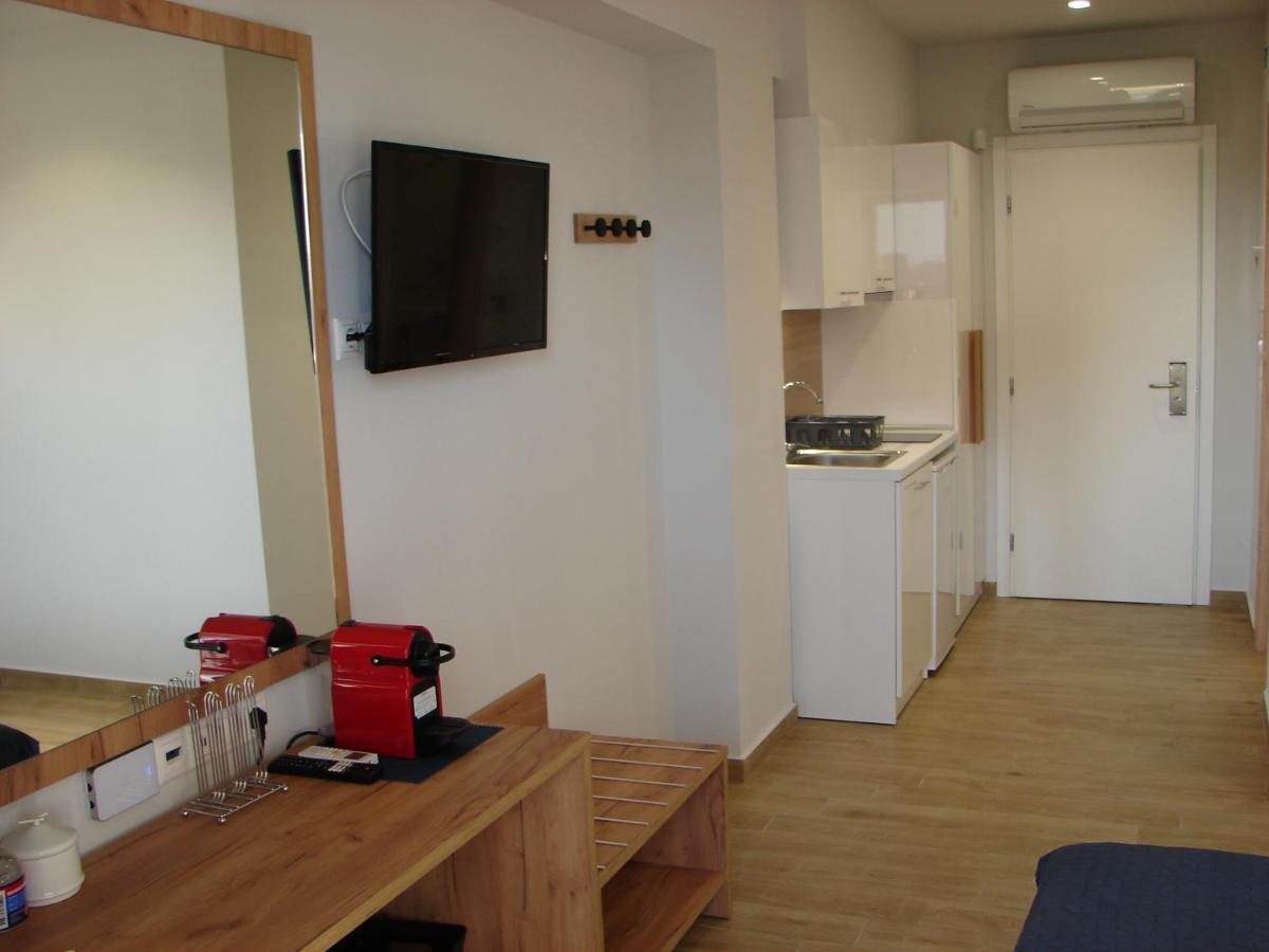 Aparthotel Four Reasons à Paralía Extérieur photo