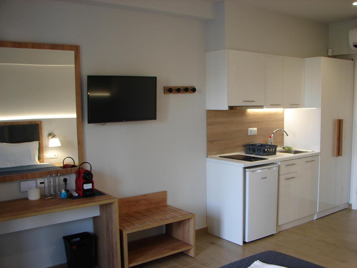 Aparthotel Four Reasons à Paralía Extérieur photo