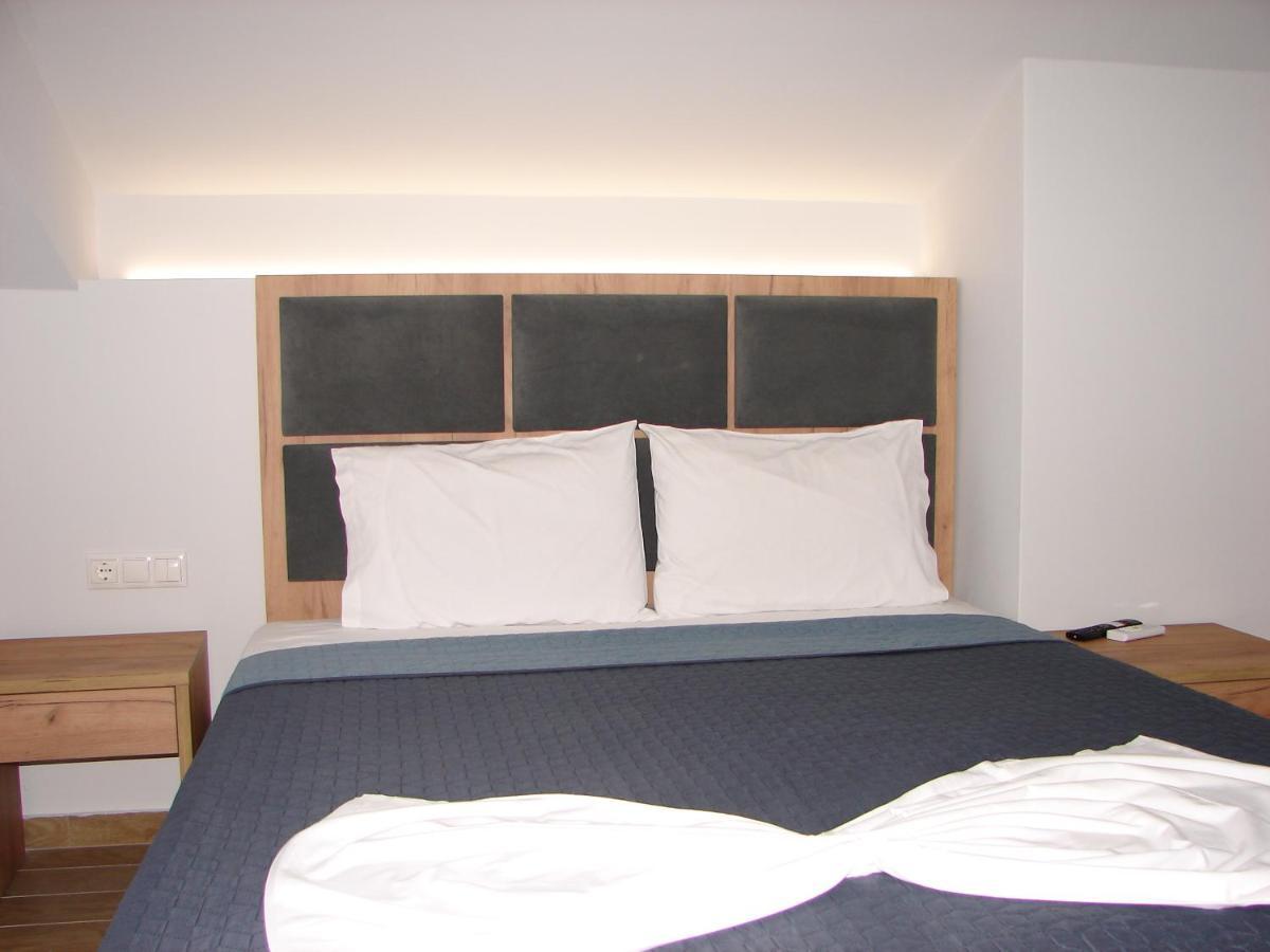 Aparthotel Four Reasons à Paralía Extérieur photo